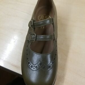 P`ep`e Olive Green Mary Jane Shoes with Buckle Straps